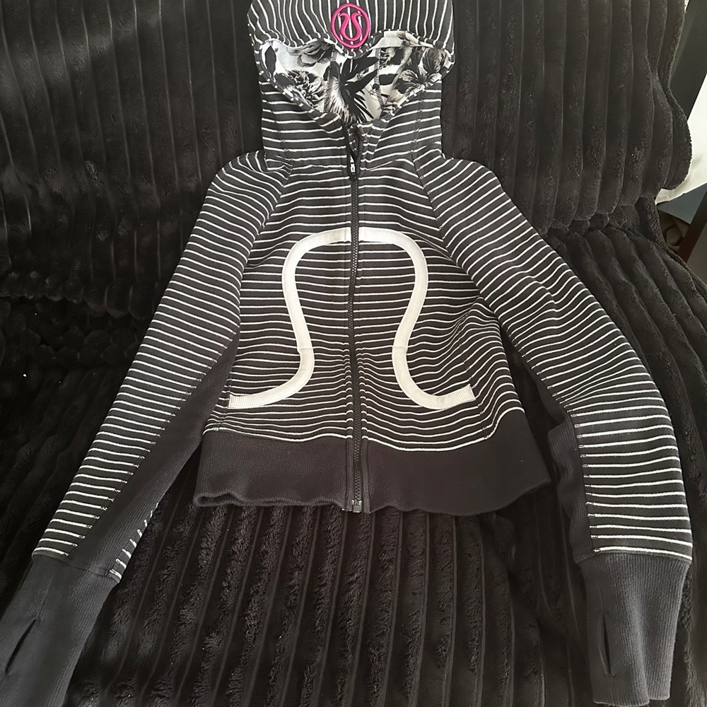 Lululemon Women's Black and White Striped Hoodie
